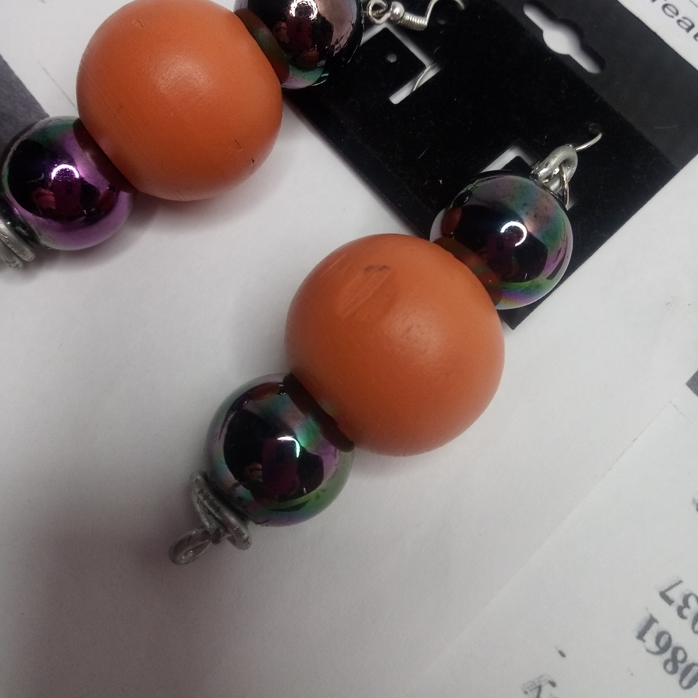 Jewelry - Picture 2 of 8